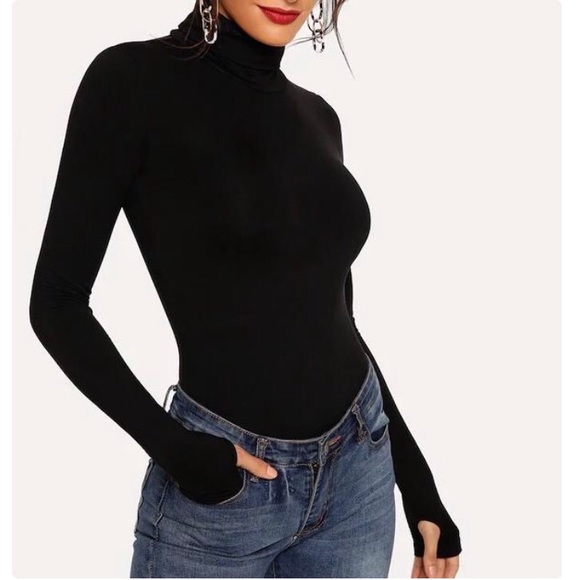 turtleneck thumb hole